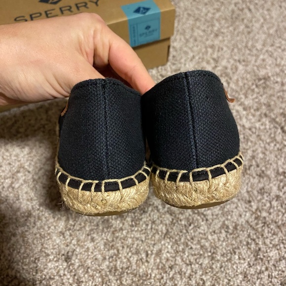 NEW Sperry Katama Cape Tribal Slip Ons - Picture 4 of 4